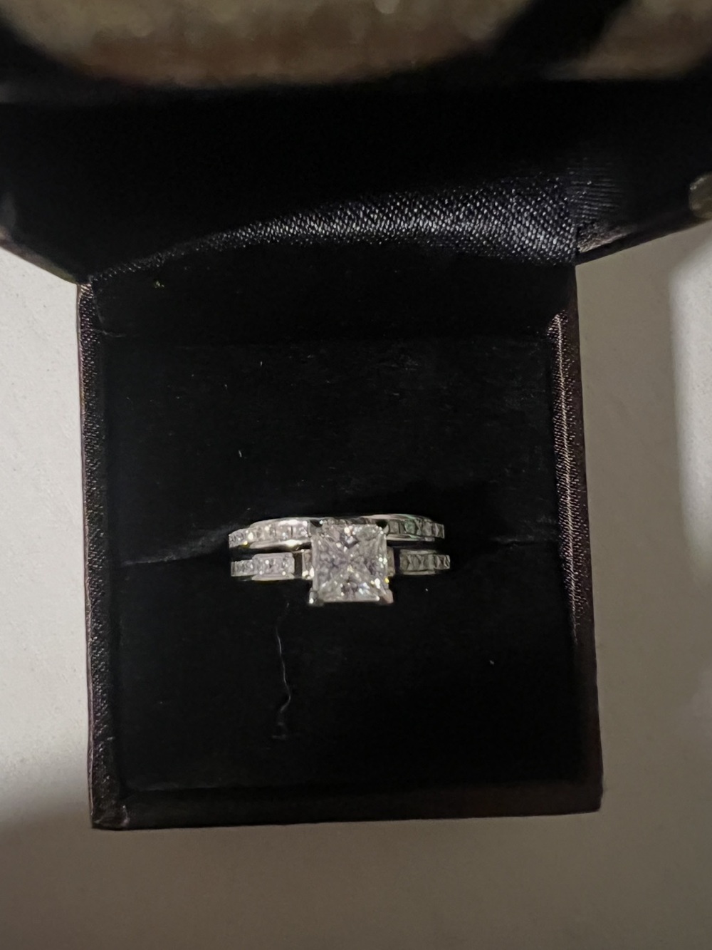 JeenMata 1 carat Princess cut set